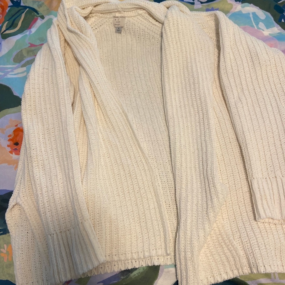 Cozy cream cardigan